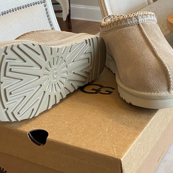 Ugg Tasman Slippers - Picture 2 of 2